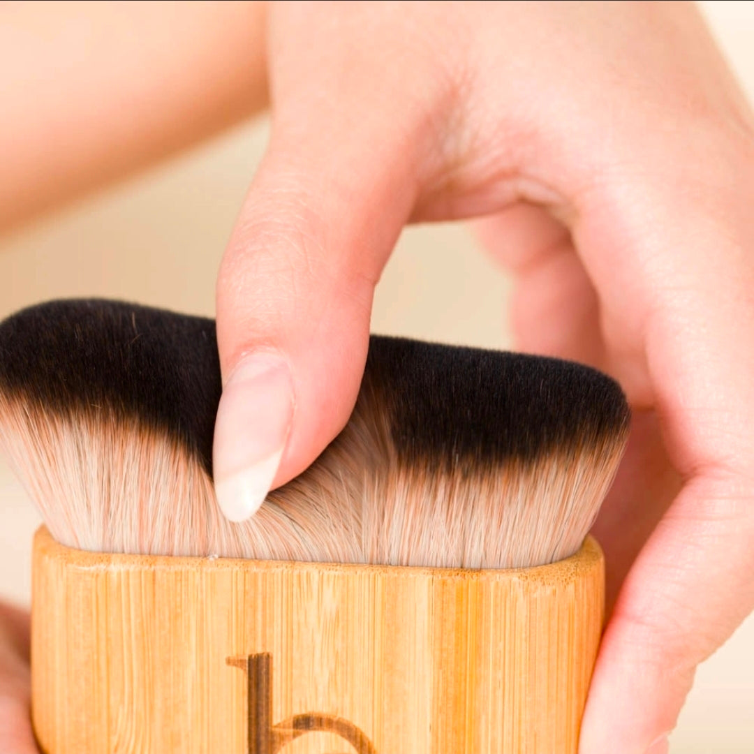 Kabuki Self Tanner Blending Brush